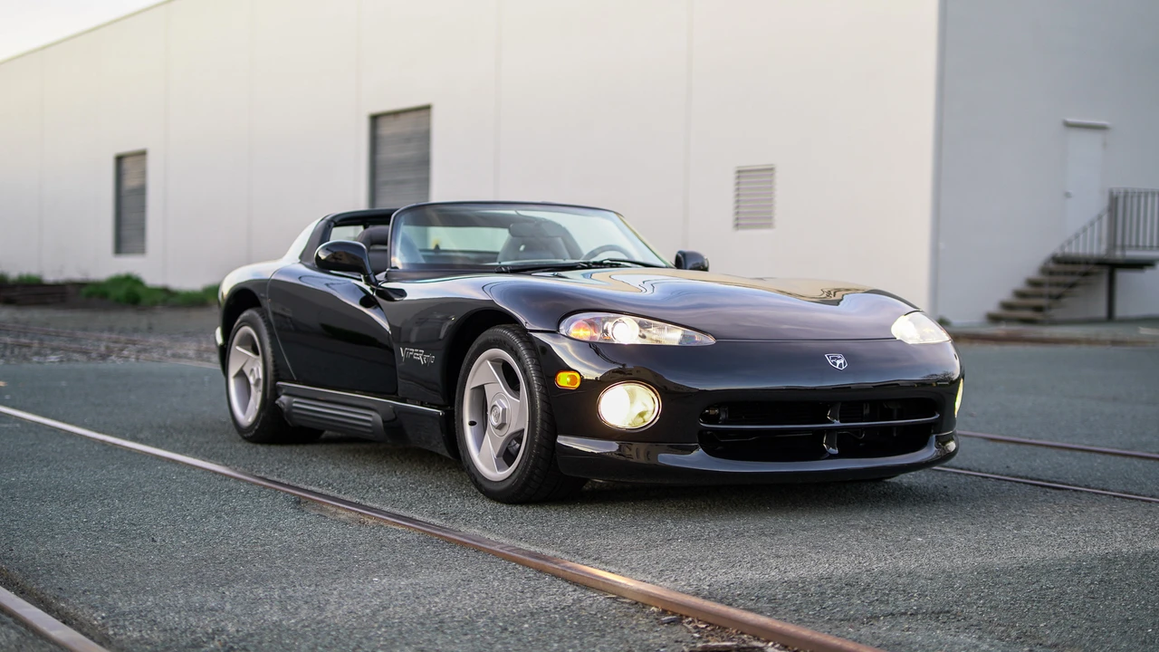 1994 Dodge Viper 1st Gen - Image 18 of 31