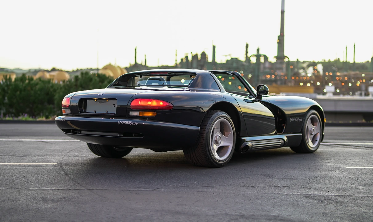 1994 Dodge Viper 1st Gen - Image 28 of 31