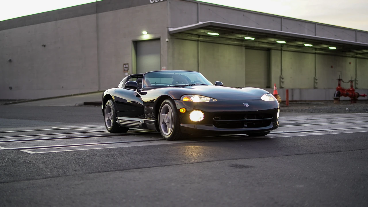 1994 Dodge Viper 1st Gen - Image 16 of 31