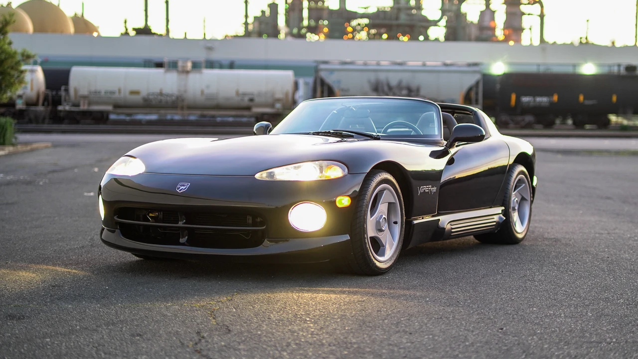 1994 Dodge Viper 1st Gen - Image 4 of 31