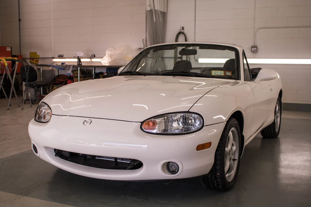 2000 Mazda NB MX-5 Miata - Image 19 of 31
