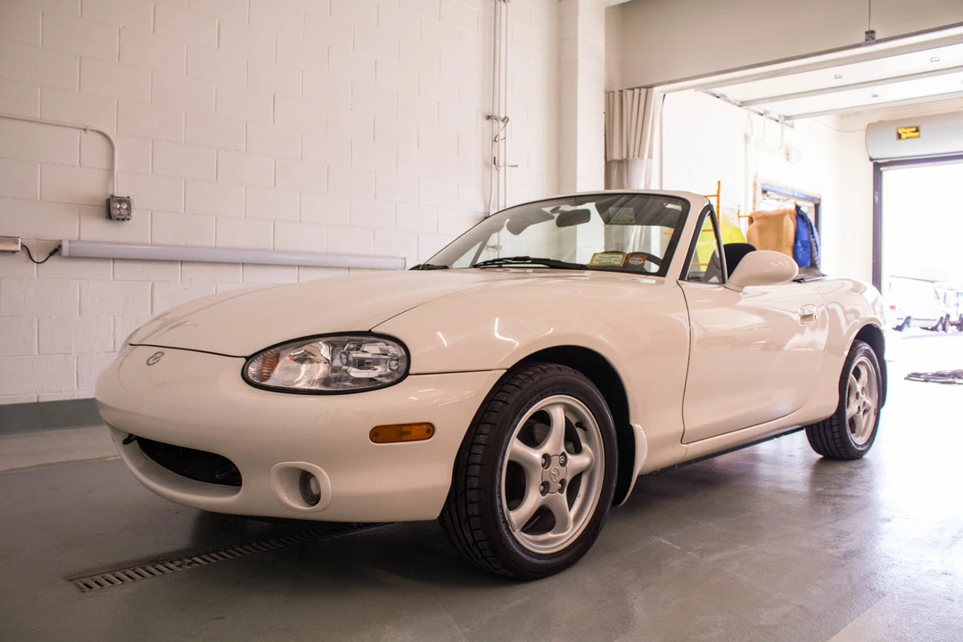 2000 Mazda NB MX-5 Miata - Image 25 of 31