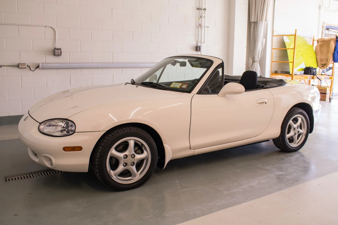 2000 Mazda NB MX-5 Miata - Image 27 of 31