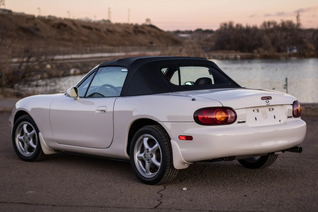 2000 Mazda NB MX-5 Miata - Image 6 of 31