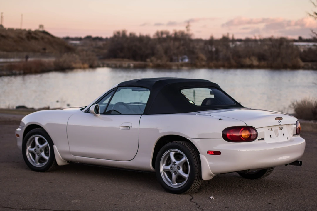 2000 Mazda NB MX-5 Miata - Image 8 of 31