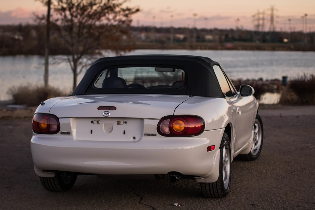 2000 Mazda NB MX-5 Miata - Image 13 of 31