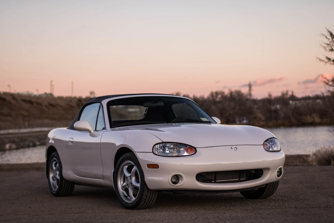 2000 Mazda NB MX-5 Miata - Image 15 of 31