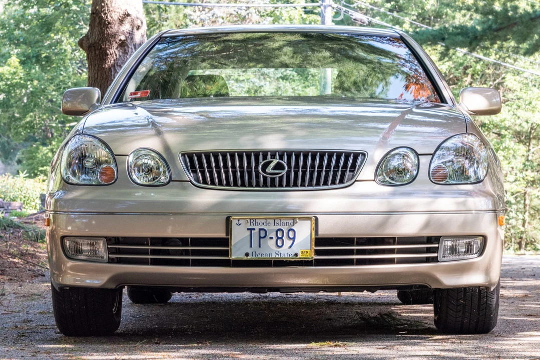 2001 Lexus GS 2nd Gen - Image 11 of 31