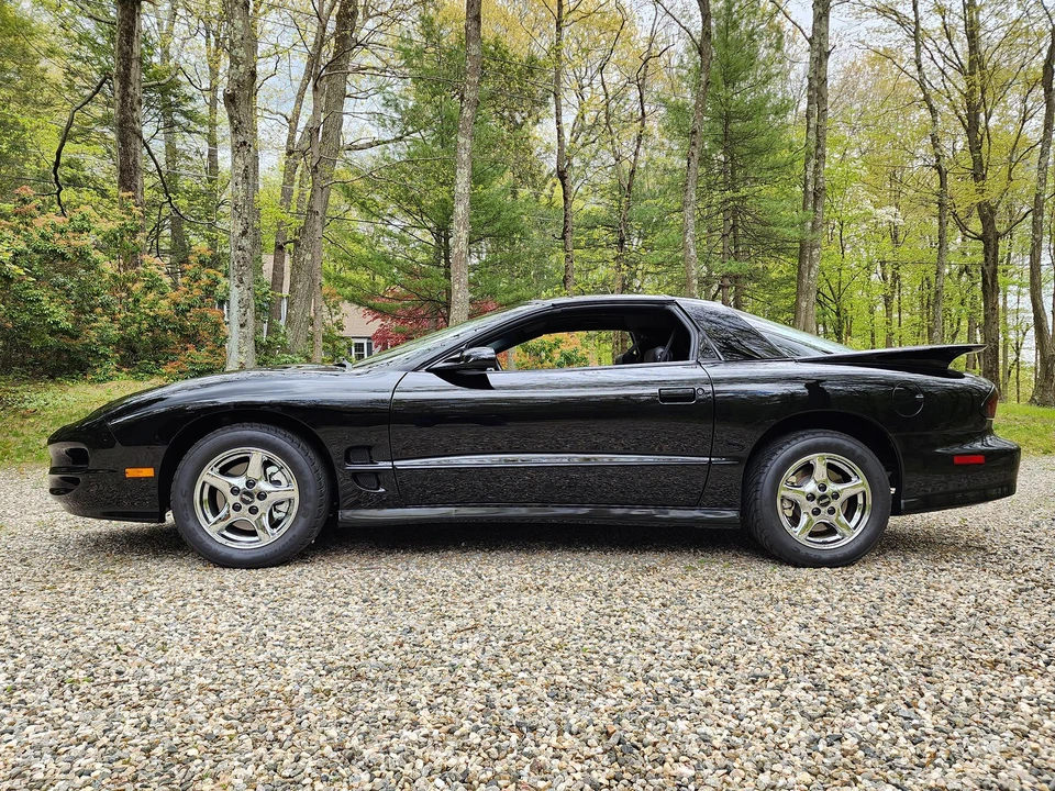 2002 Pontiac Firebird Trans Am 4th Gen - Image 5 of 31