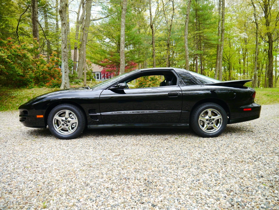 2002 Pontiac Firebird Trans Am 4th Gen - Image 6 of 31