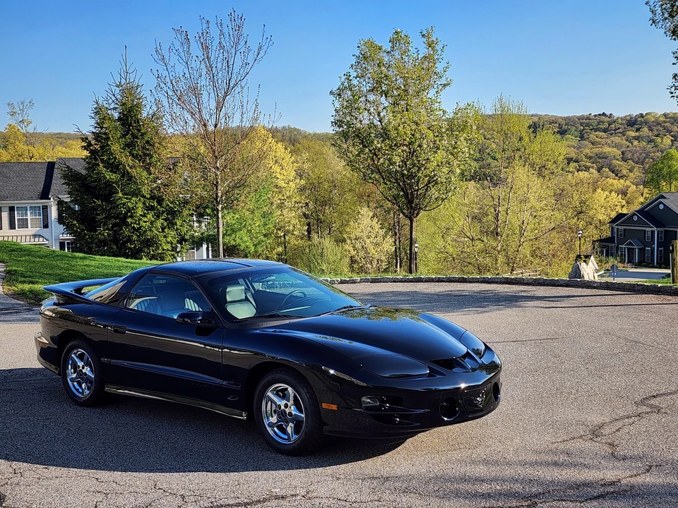 2002 Pontiac Firebird Trans Am 4th Gen - Image 11 of 31