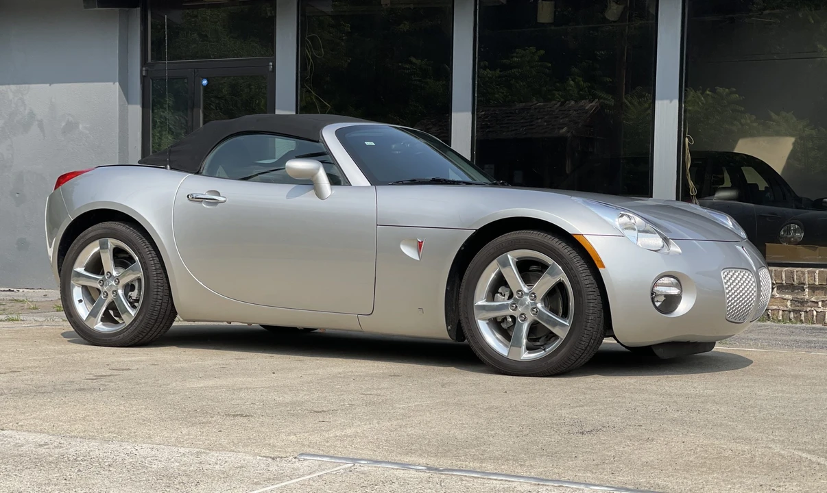 2006 Pontiac Solstice - Image 29 of 31