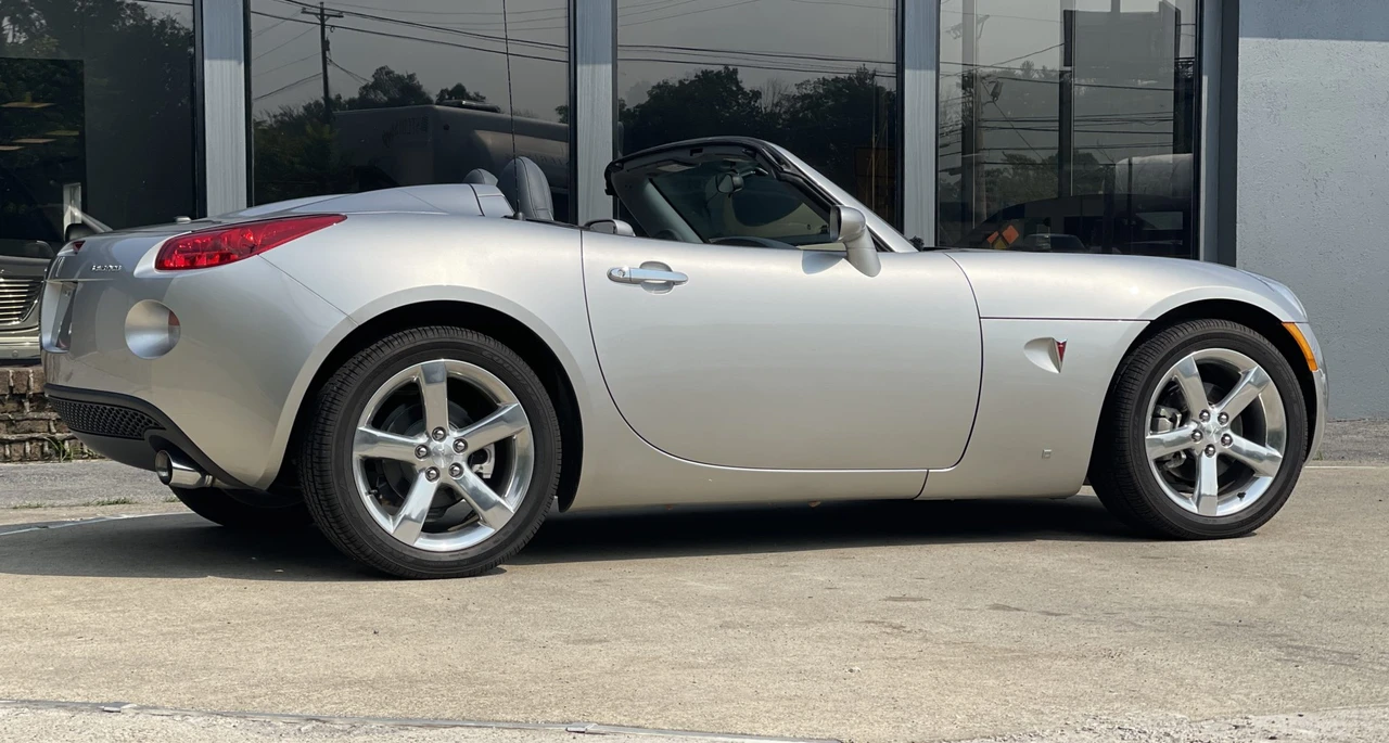 2006 Pontiac Solstice - Image 23 of 31