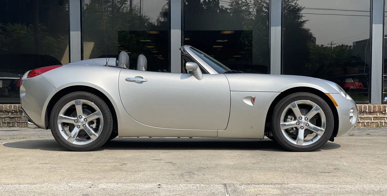 2006 Pontiac Solstice - Image 24 of 31
