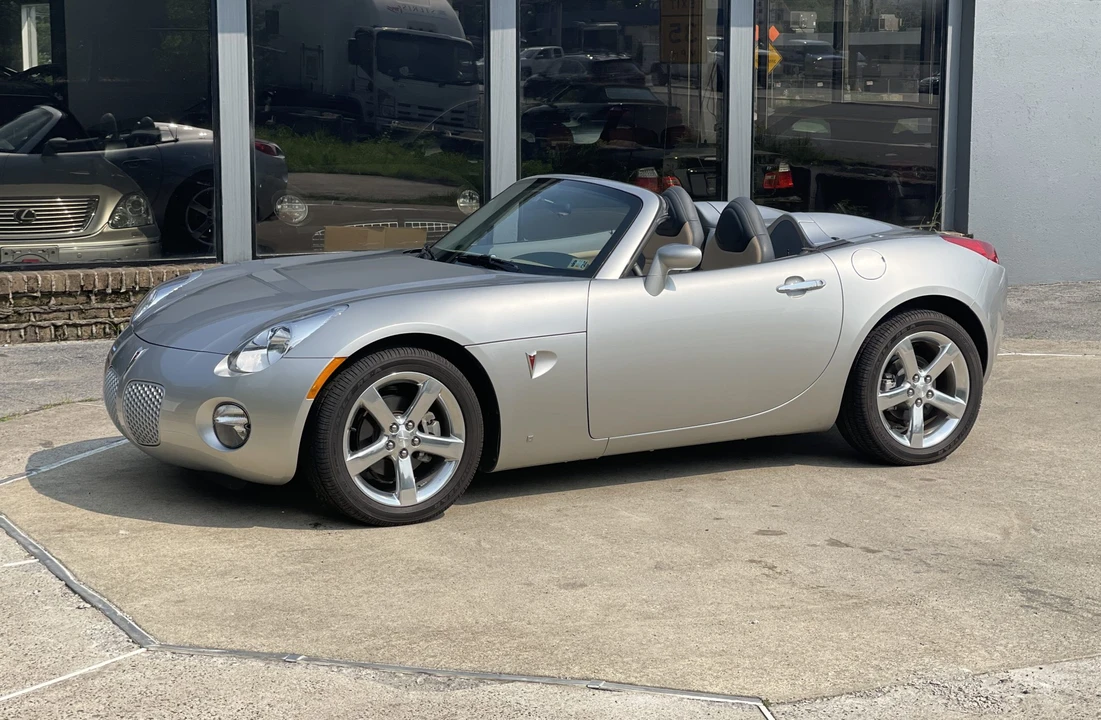 2006 Pontiac Solstice - Image 10 of 31