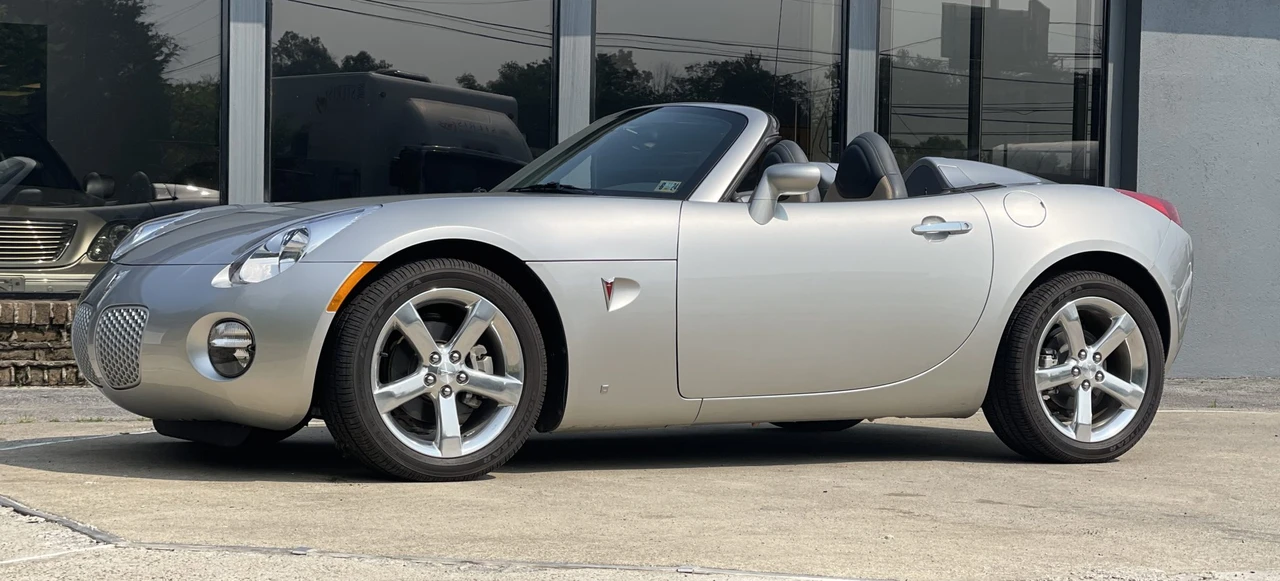 2006 Pontiac Solstice - Image 11 of 31