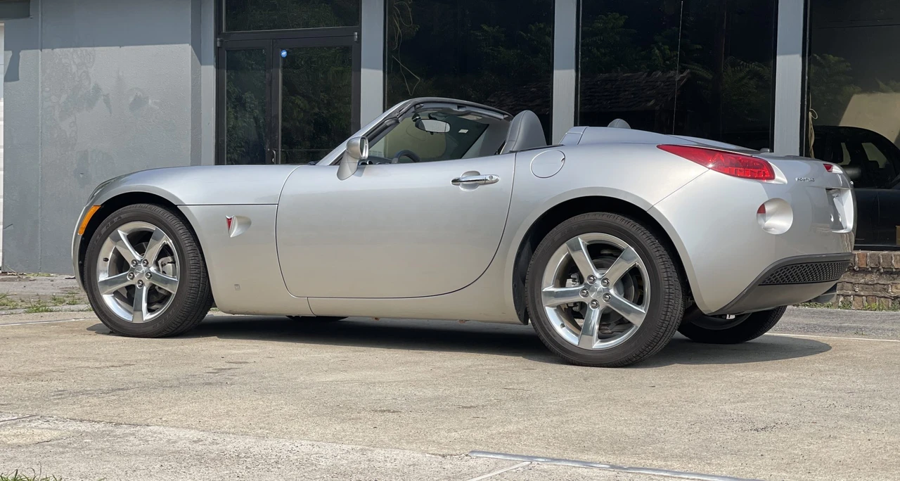 2006 Pontiac Solstice - Image 14 of 31