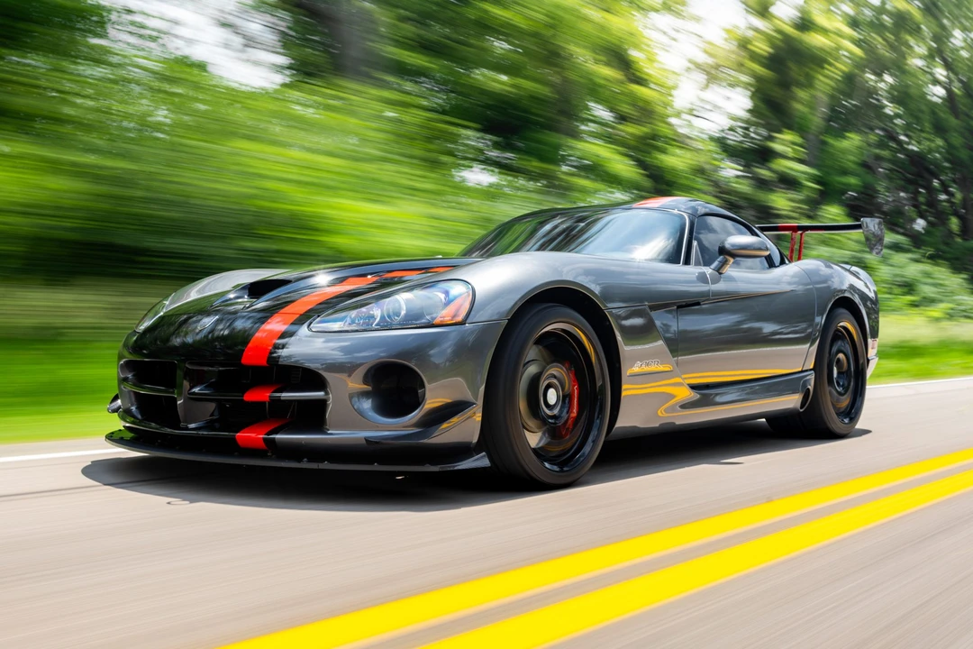 2009 Dodge Viper ACR 4th Gen - Image 2 of 31