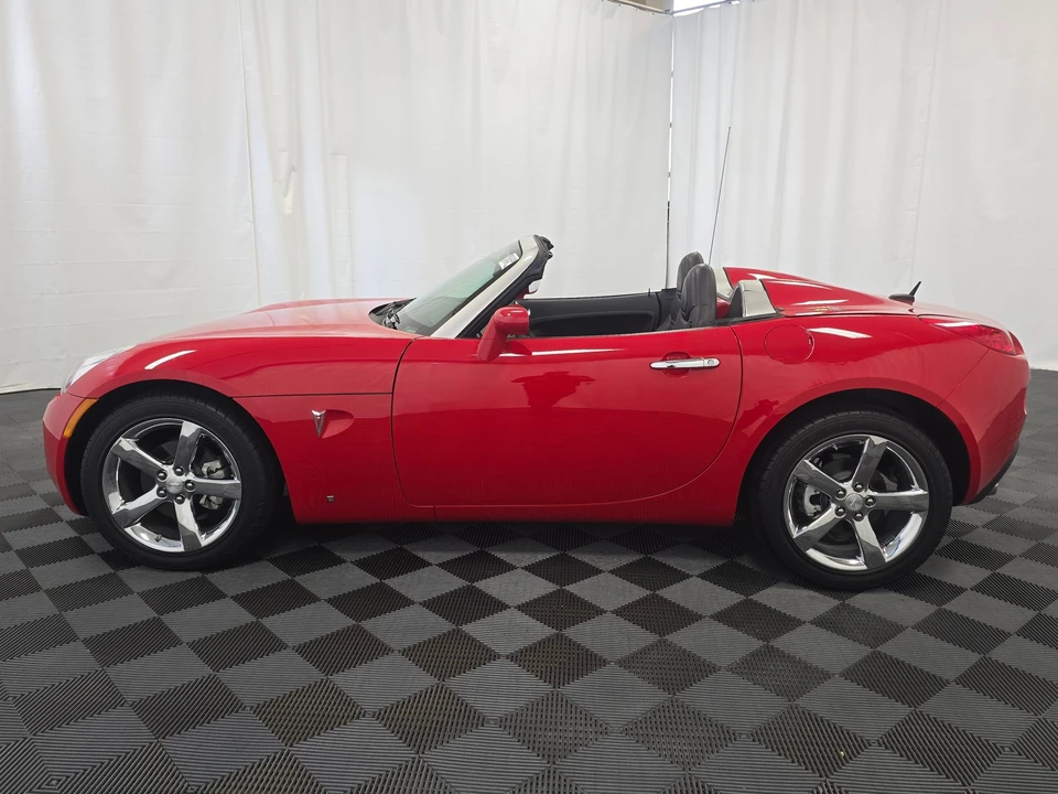 2009 Pontiac Solstice GXP - Image 7 of 31