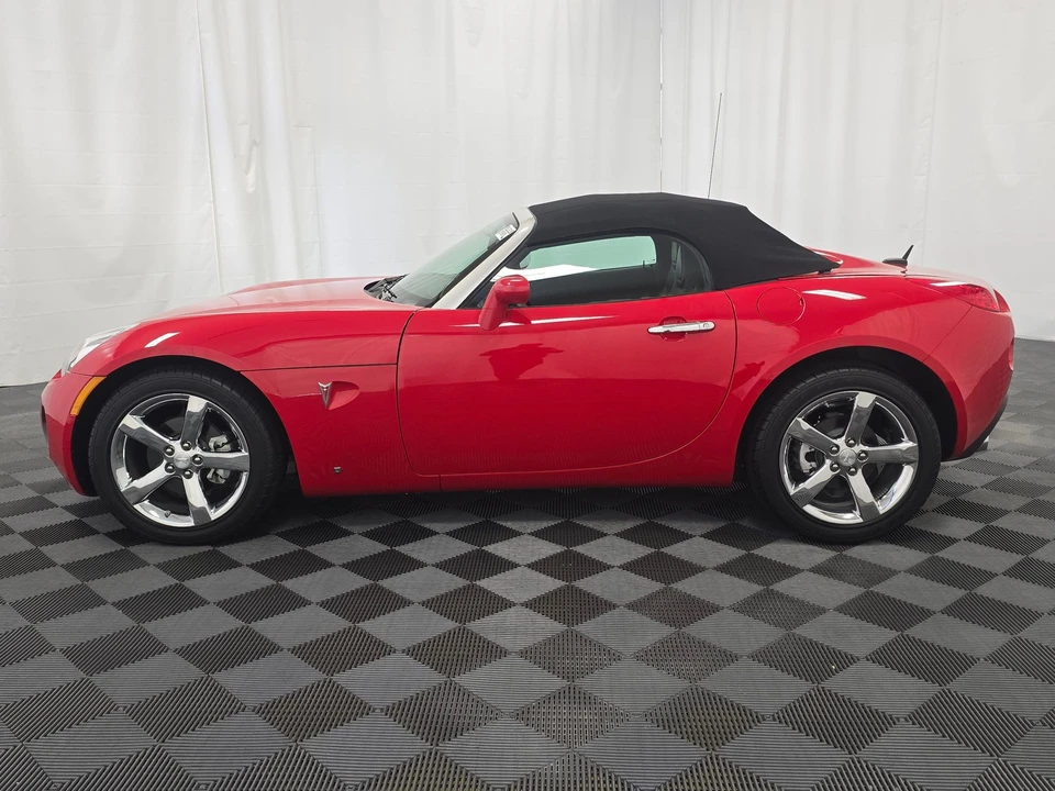 2009 Pontiac Solstice GXP - Image 17 of 31