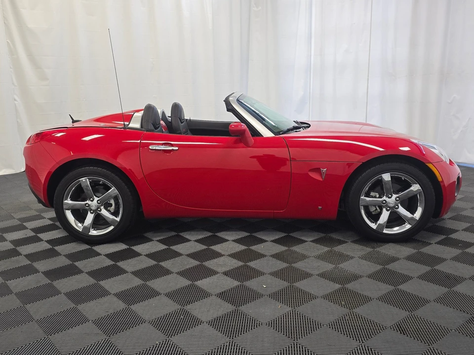 2009 Pontiac Solstice GXP - Image 13 of 31