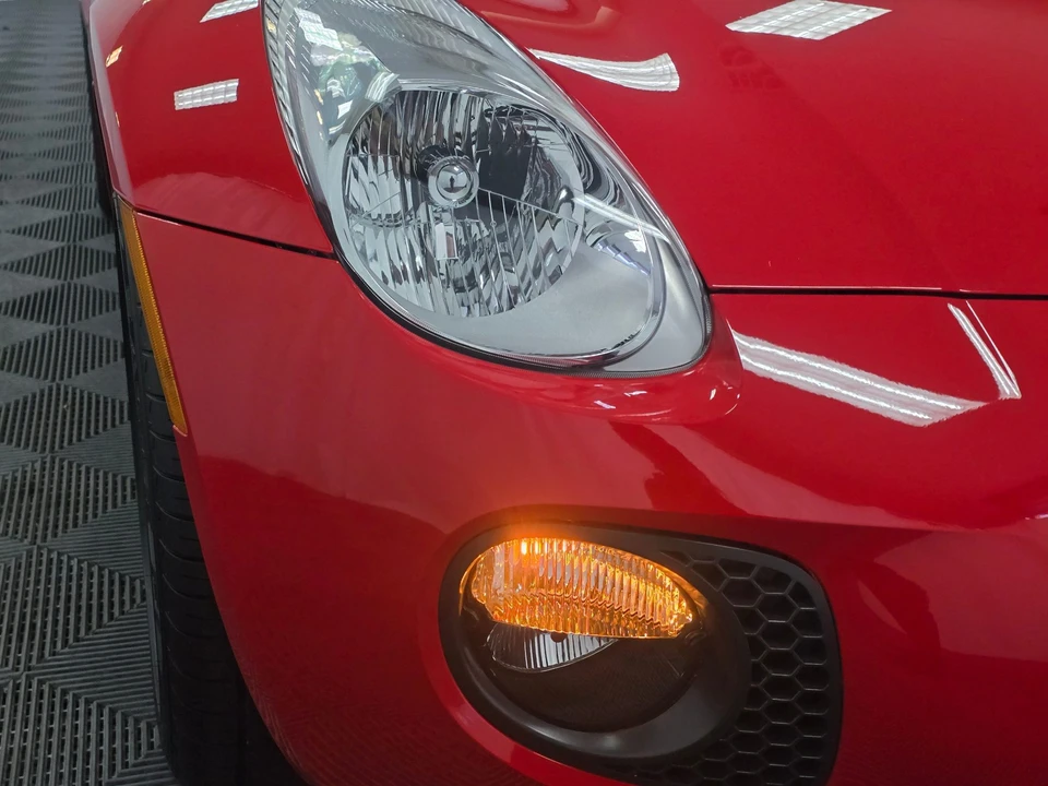 2009 Pontiac Solstice GXP - Image 28 of 31