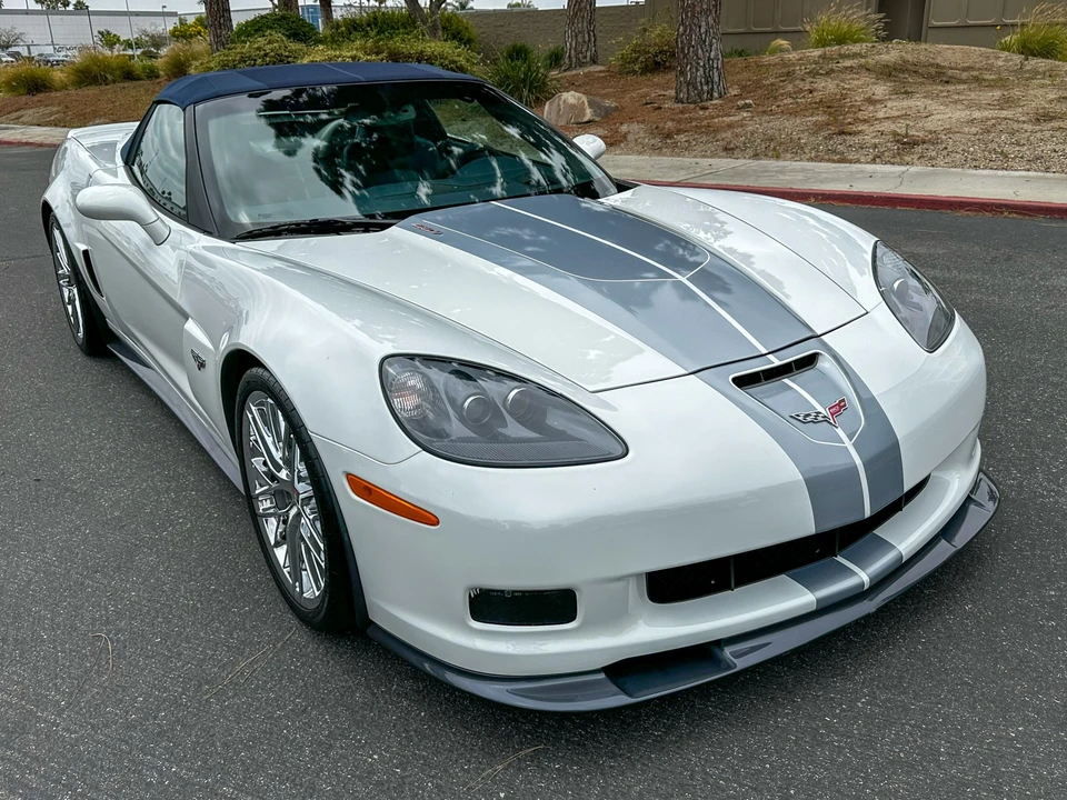 2013 Chevrolet Corvette C6 - Image 3 of 31