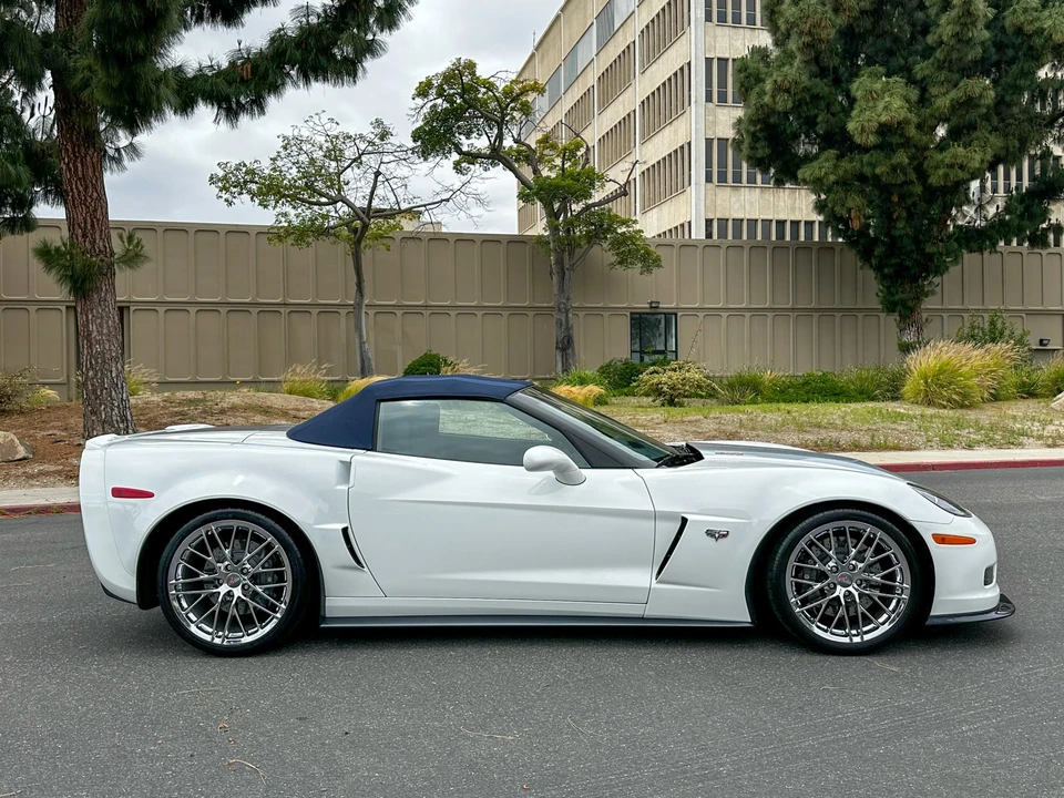 2013 Chevrolet Corvette C6 - Image 6 of 31