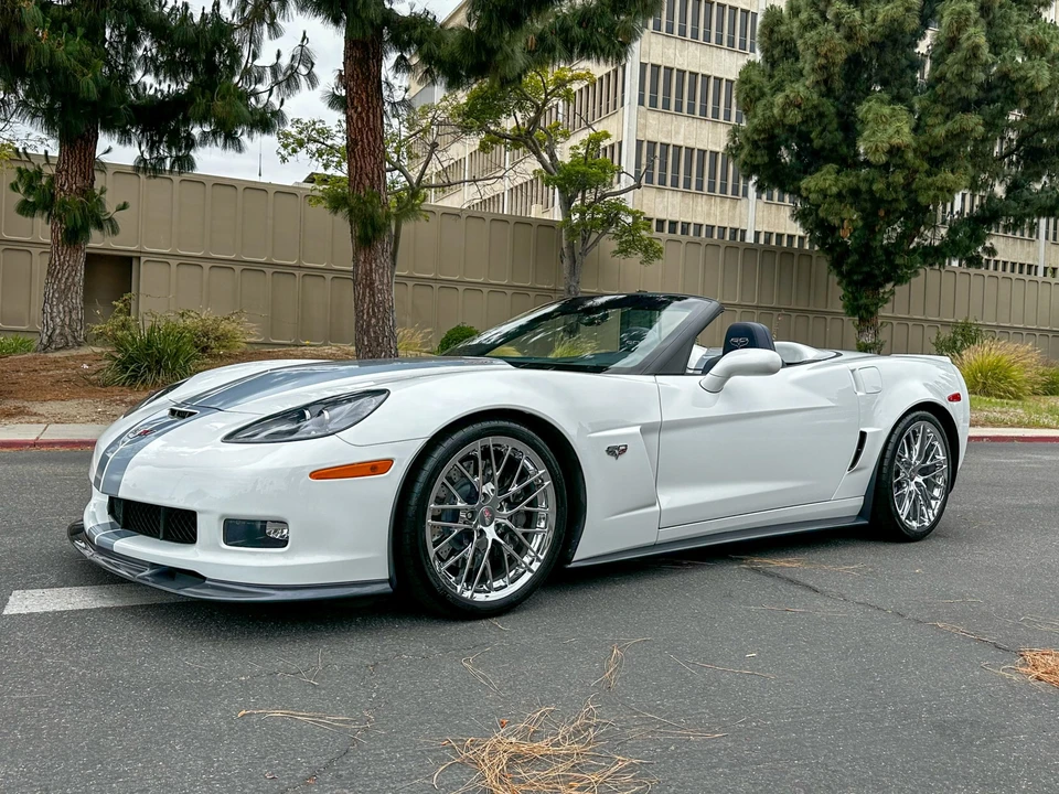 2013 Chevrolet Corvette C6 - Image 12 of 31