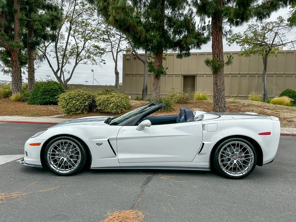 2013 Chevrolet Corvette C6 - Image 13 of 31