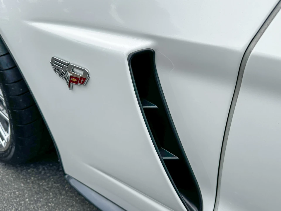 2013 Chevrolet Corvette C6 - Image 16 of 31