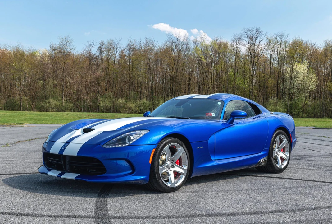 2013 Dodge Viper 5th Gen - Image 2 of 31