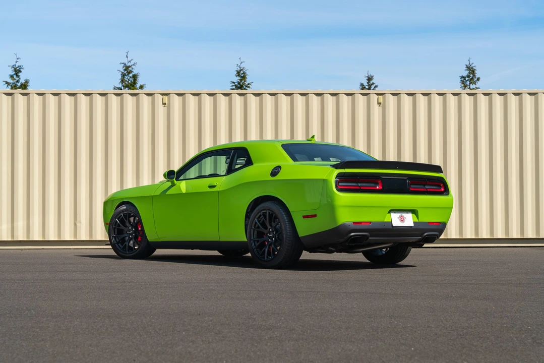 2015 Dodge Challenger SRT Hellcat 3rd Gen - Image 3 of 31