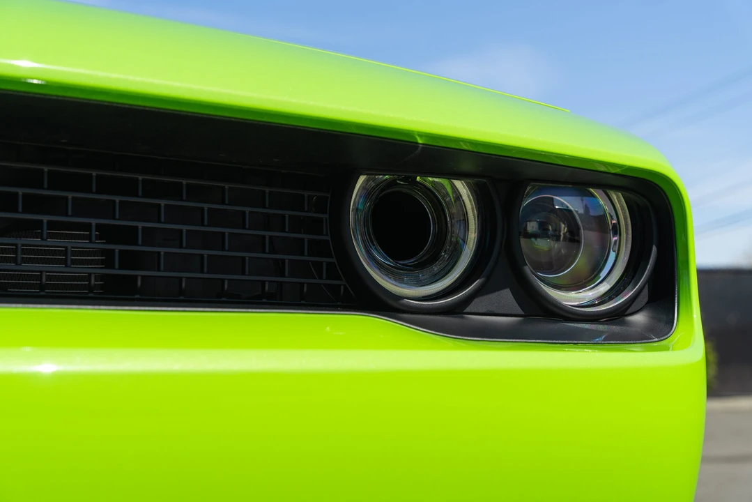 2015 Dodge Challenger SRT Hellcat 3rd Gen - Image 16 of 31