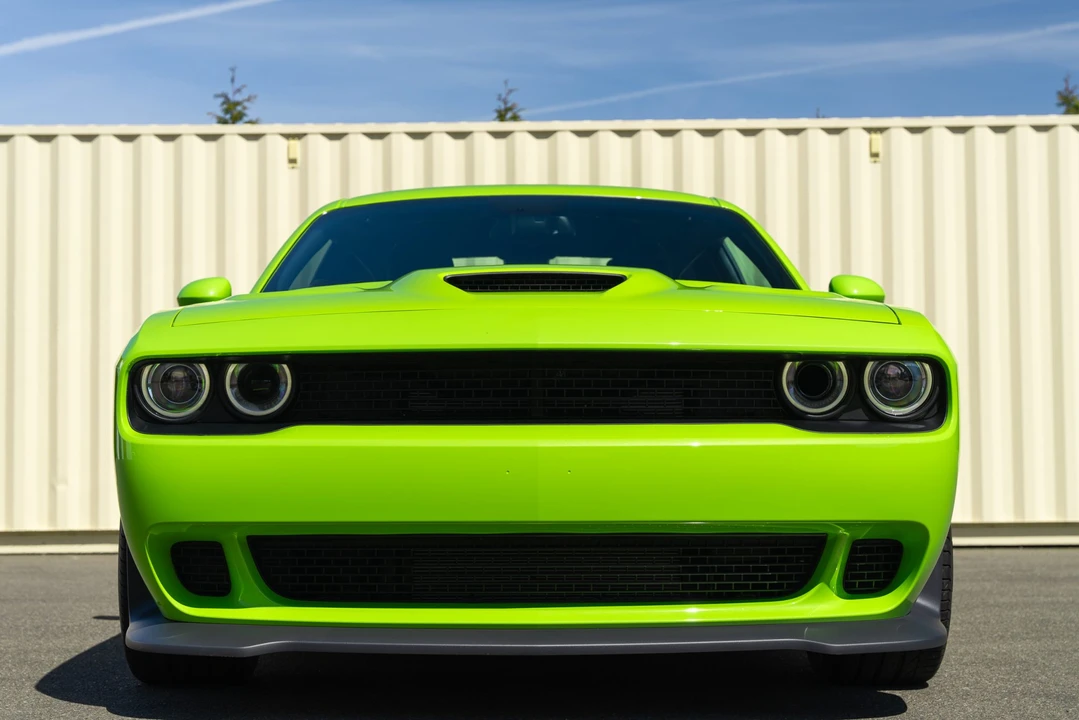 2015 Dodge Challenger SRT Hellcat 3rd Gen - Image 11 of 31