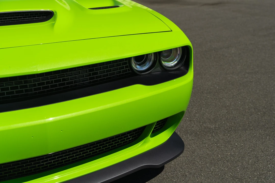 2015 Dodge Challenger SRT Hellcat 3rd Gen - Image 24 of 31