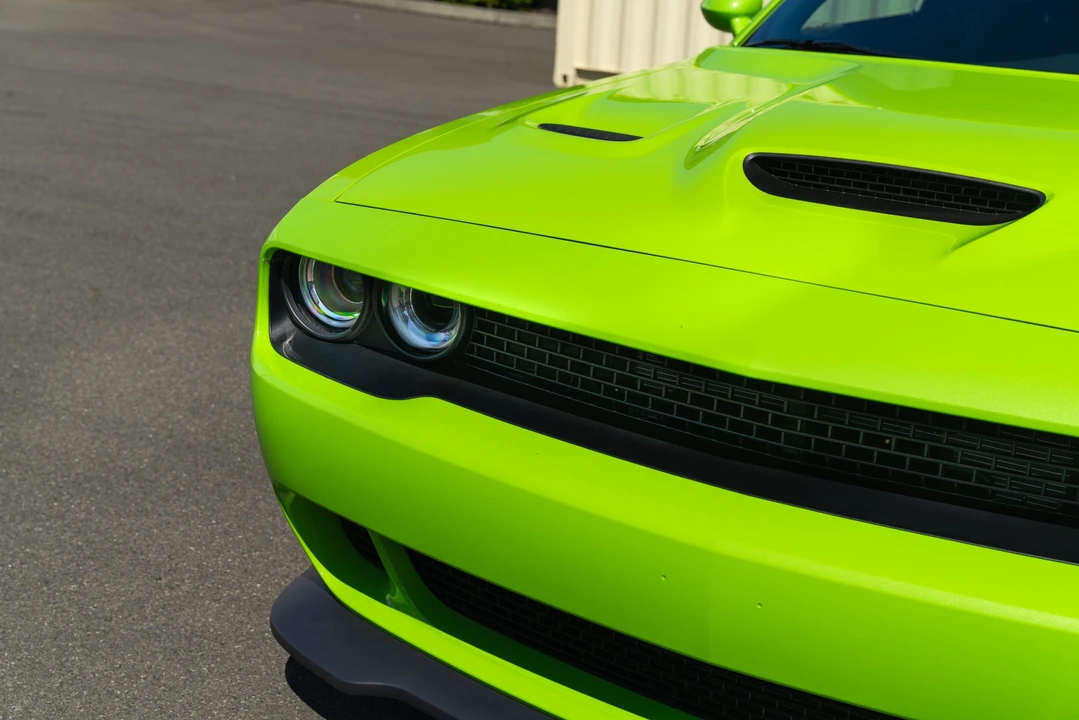 2015 Dodge Challenger SRT Hellcat 3rd Gen - Image 25 of 31