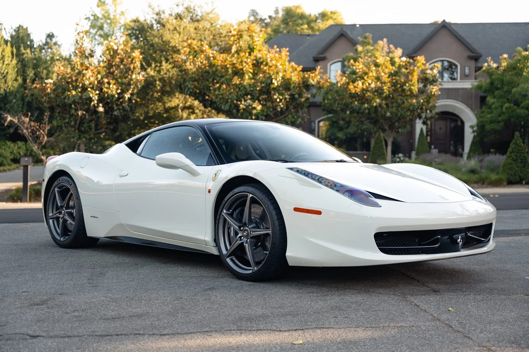 2015 Ferrari 458 Italia - Image 14 of 31