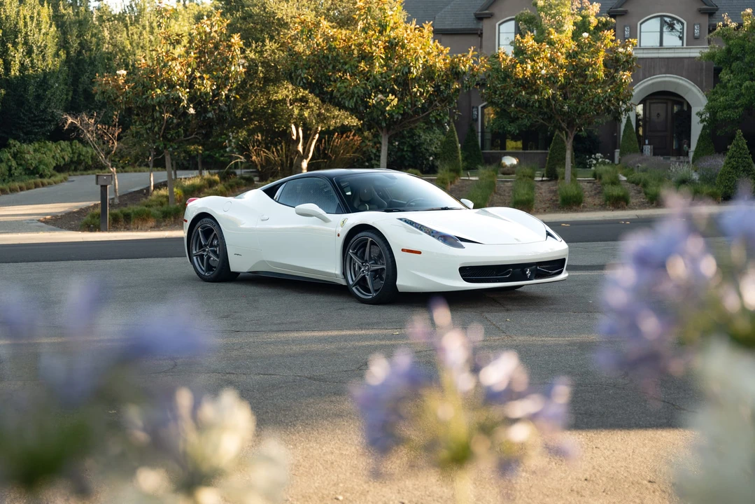 2015 Ferrari 458 Italia - Image 13 of 31