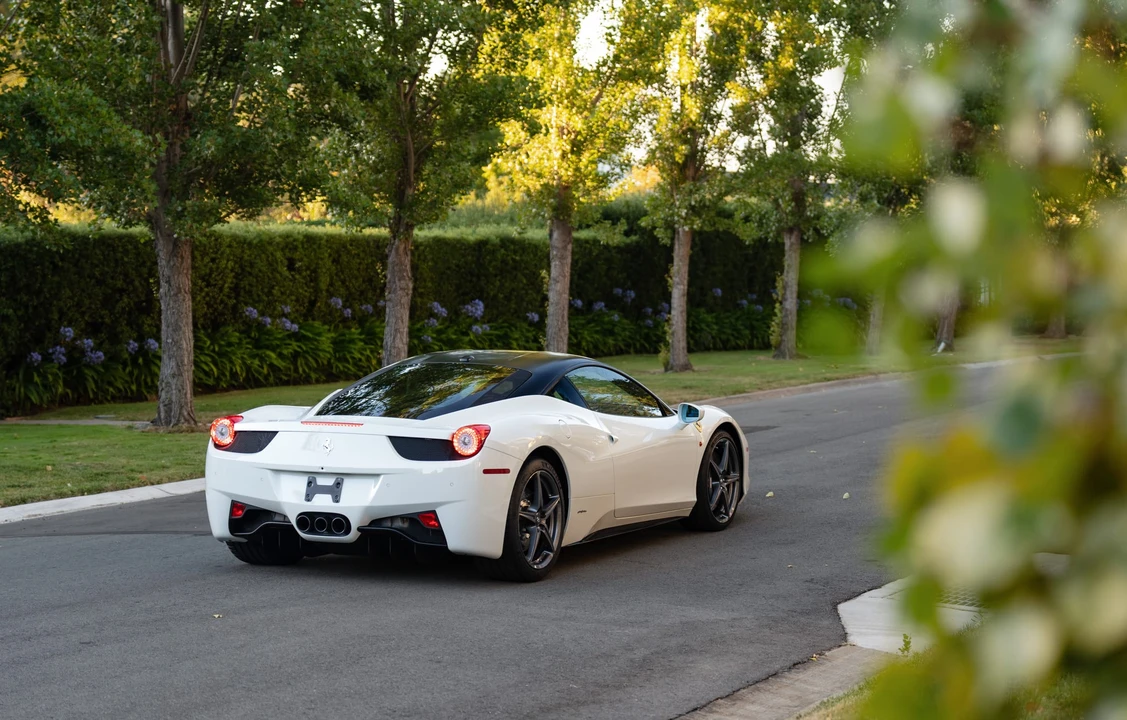 2015 Ferrari 458 Italia - Image 21 of 31
