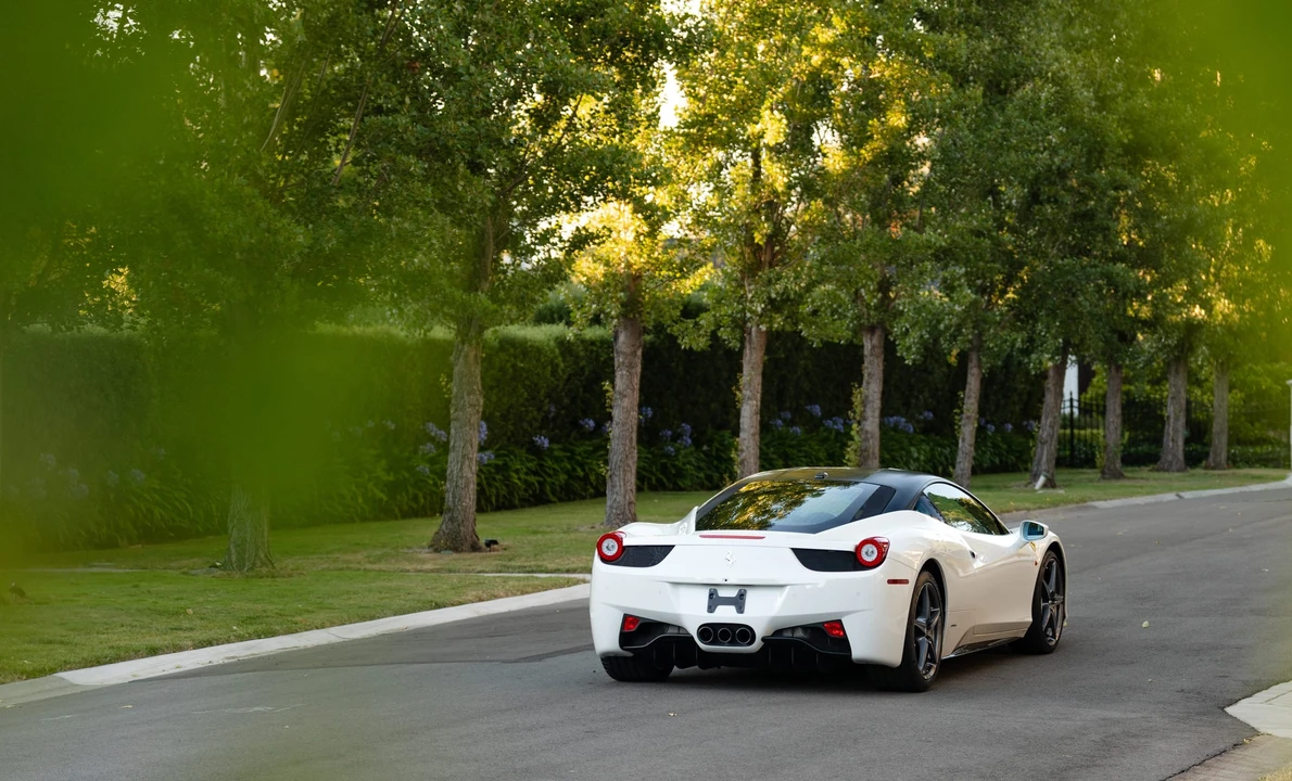 2015 Ferrari 458 Italia - Image 22 of 31