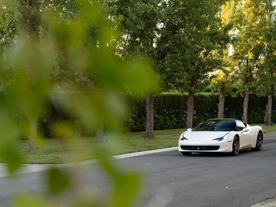 2015 Ferrari 458 Italia - Image 9 of 31
