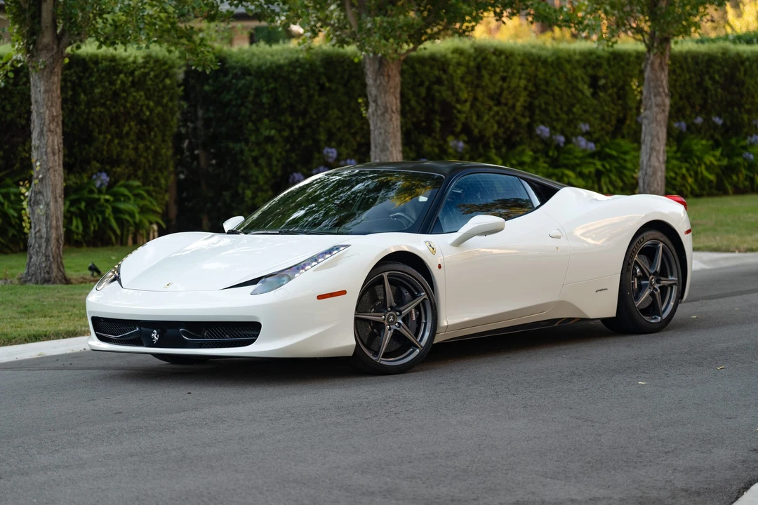 2015 Ferrari 458 Italia - Image 4 of 31
