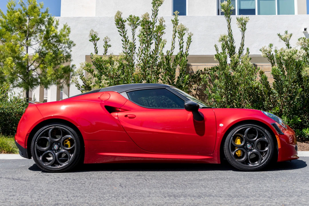 2018 Alfa Romeo 4C Coupe - Image 8 of 31