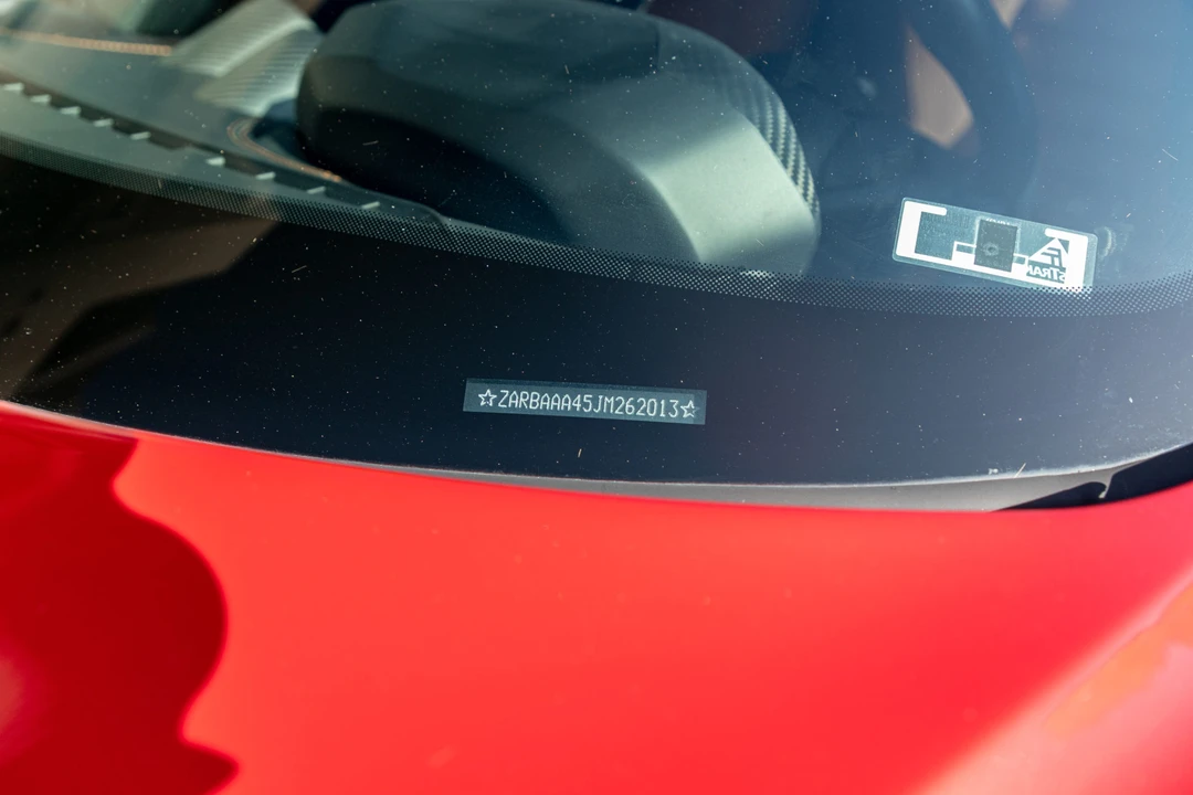 2018 Alfa Romeo 4C Coupe - Image 16 of 31