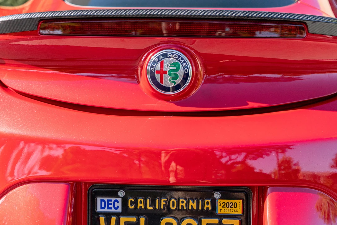 2018 Alfa Romeo 4C Coupe - Image 26 of 31