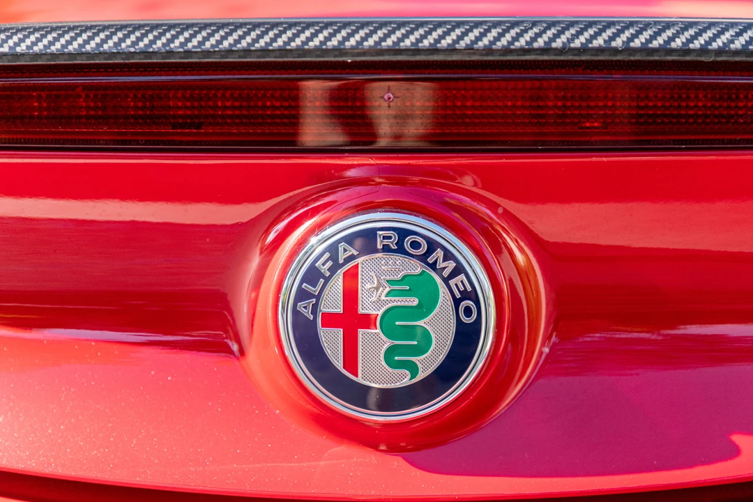 2018 Alfa Romeo 4C Coupe - Image 27 of 31