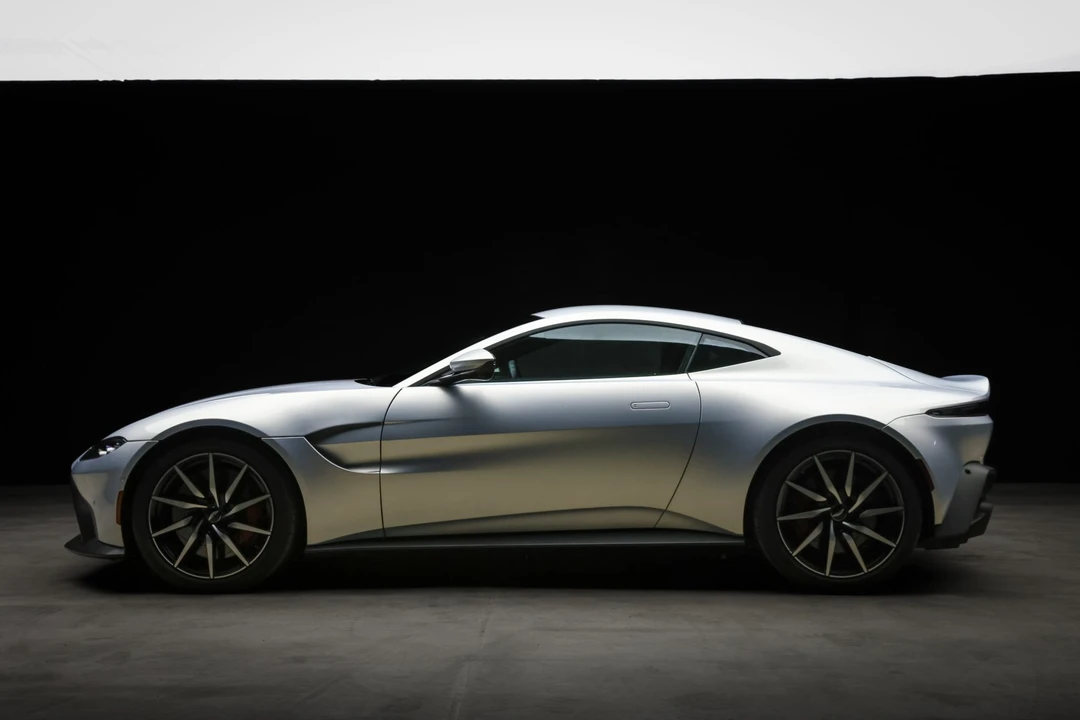 2020 Aston Martin V8 Vantage (2019+) - Image 17 of 31