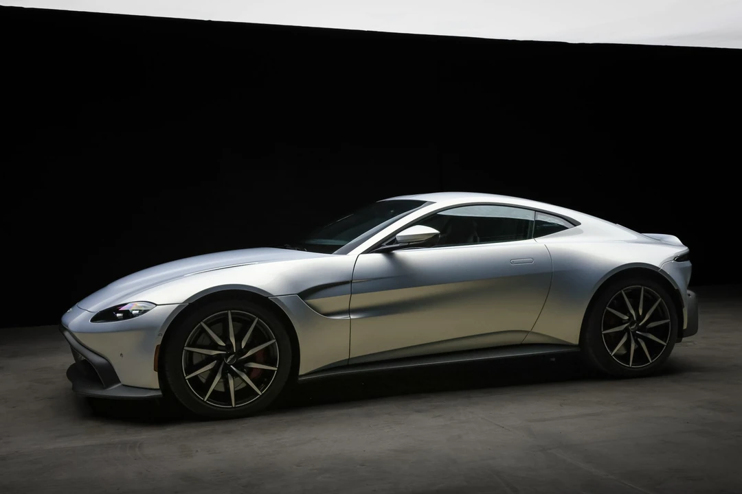 2020 Aston Martin V8 Vantage (2019+) - Image 13 of 31