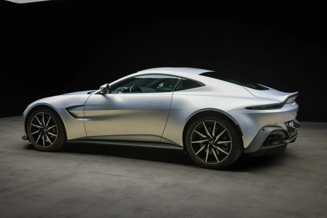 2020 Aston Martin V8 Vantage (2019+) - Image 20 of 31